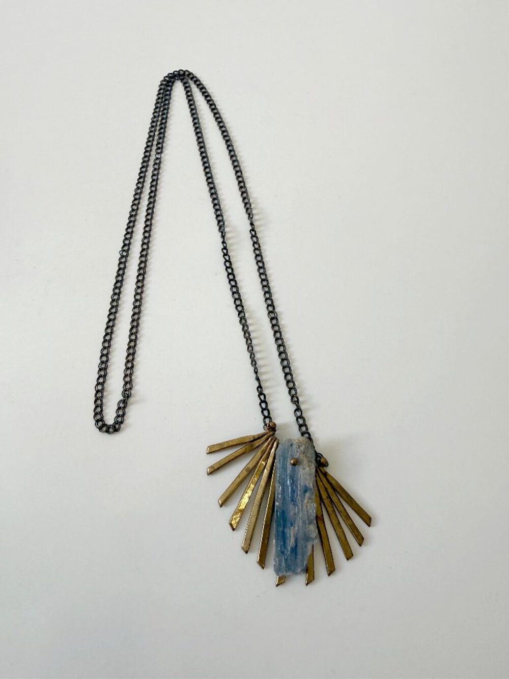 Vintage Blue Kyanite brutalist sunburst necklace